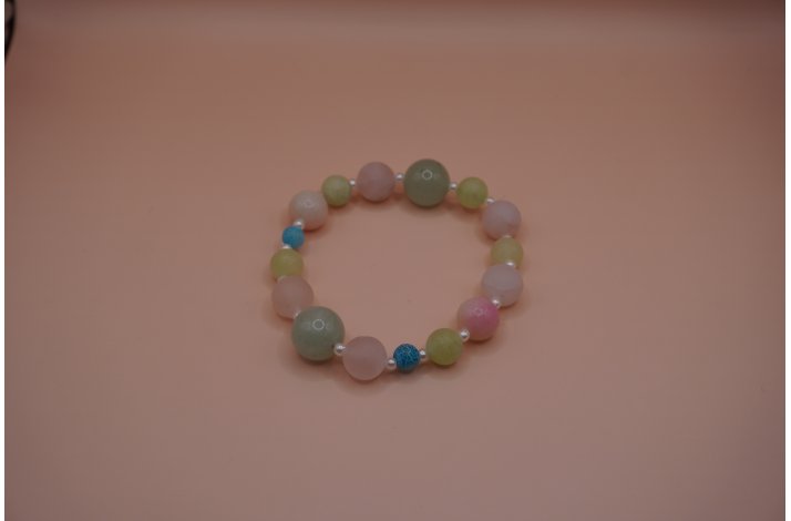 armb�nd med stenperler